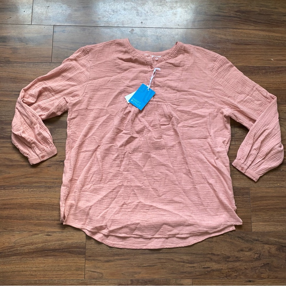 Market & Spruce Woman’s Top NWT